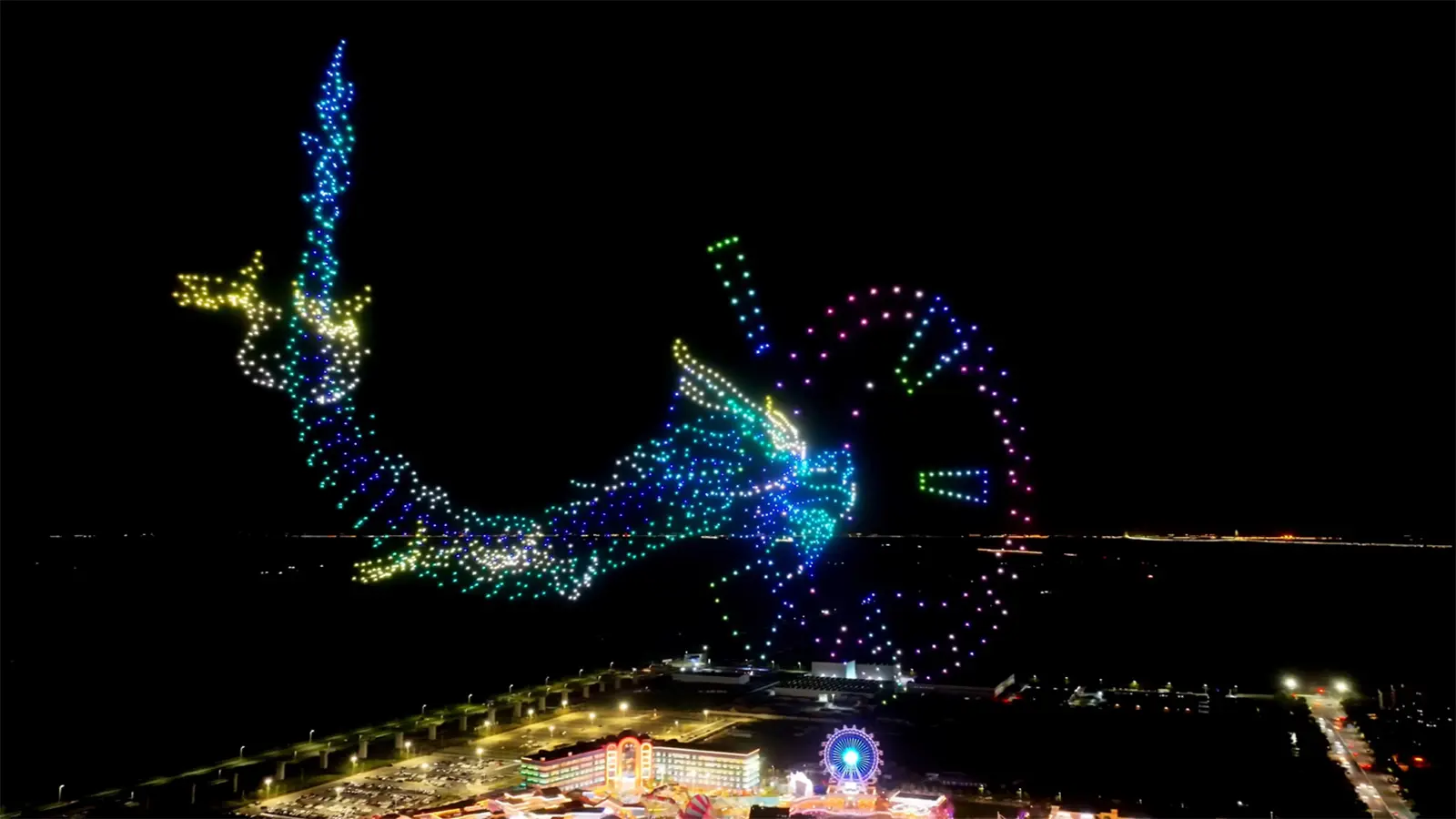 Drone-Spectacle-Elevates-Cultural-Tourism,-Ignites-Joy-at-Fantawild-Adventure-3jpg